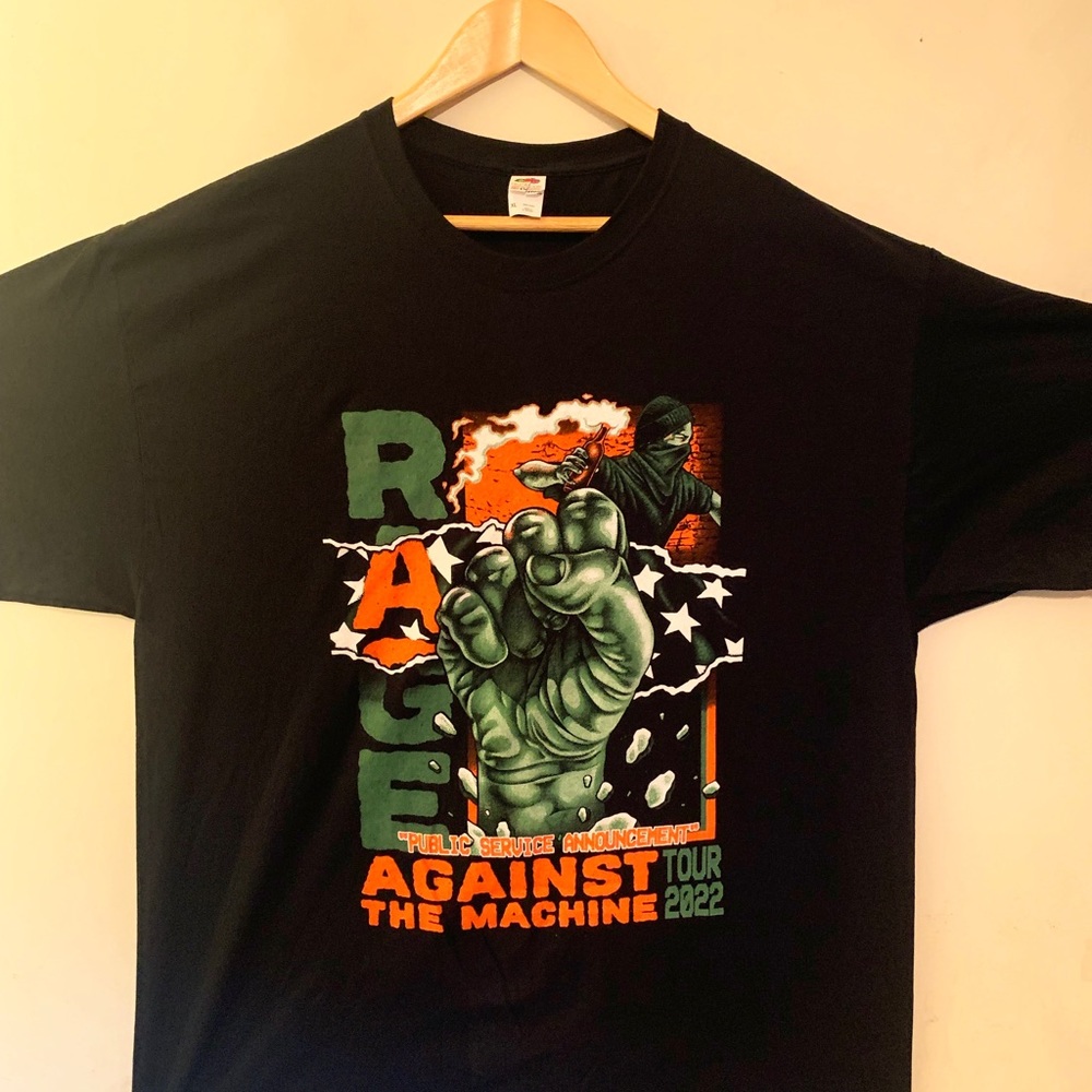 RAGE AGAINST THE MACHINE TOUR 2022 - Picture 1 of 2
